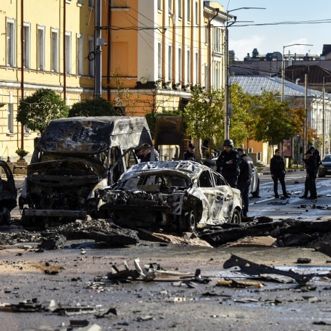 Η Ρωσία προειδοποιεί πως θα αντιδράσει αν η Δύση αναμιχθεί περισσότερο