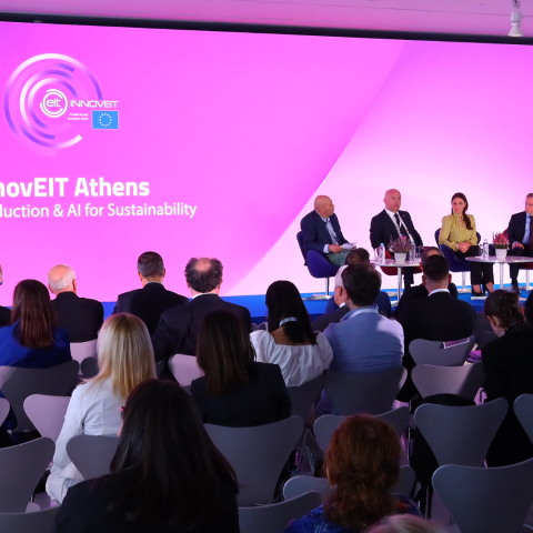 Panel discussion about AI at InnovEIT Athens event (Panos Polyzoidis, Nenad Popovic, Eleonora Marino, Gintaras Vilda, Jürgen Tiedje)