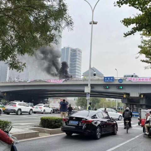 Κίνα: Πανό που ζητούν την απομάκρυνση του «δικτάτορα Σι» ταράζουν το Πεκίνο