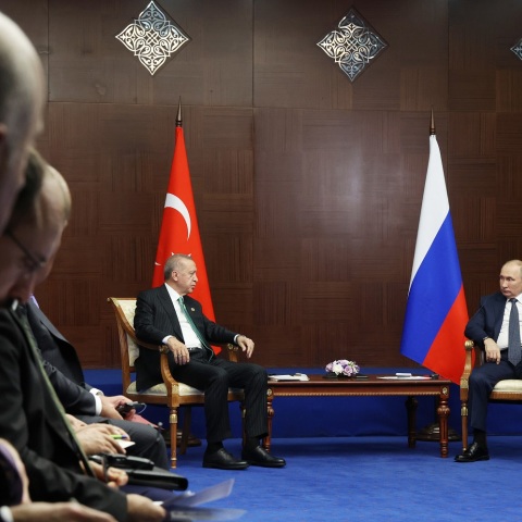 Συνάντηση Πούτιν - Ερντογάν στην Αστάνα: Να καταστεί η Τουρκία διαμετακομιστικός κόμβος ρωσικού φυσικού αερίου προς την Ευρωπαϊκή Ένωση επιθυμεί η Ρωσία.