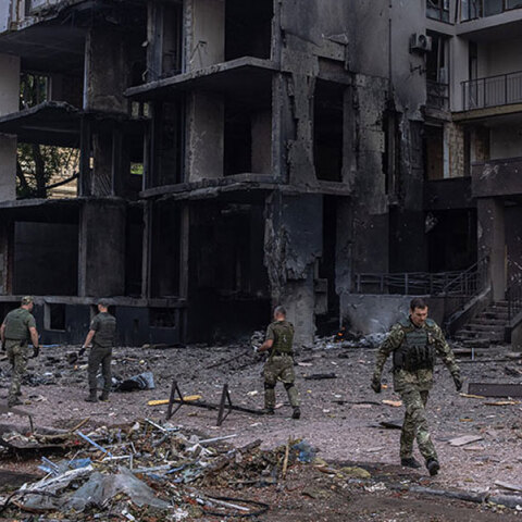 Βομβαρδισμένο κτίριο στο Κίεβο