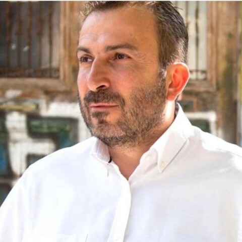 Στέφανος Παραστατίδης