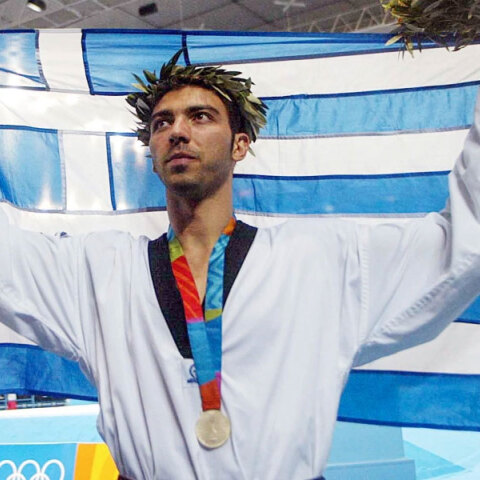 Ο Αλέξανδρος Νικολαΐδης με το ολυμπιακό μετάλλιο στο στήθος