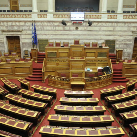 Η κεντρική αίθουσα στην Ολομέλεια της Βουλής
