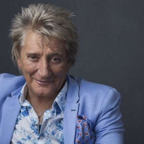 Ο θρύλος Sir Rod Stewart φιλοξενεί πολυμελή οικογένεια από την Ουκρανία