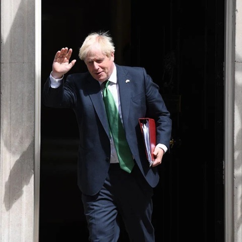 Άνοιξε η όρεξη του Μπόρις Τζόνσον - Ψίθυροι στη Βρετανία