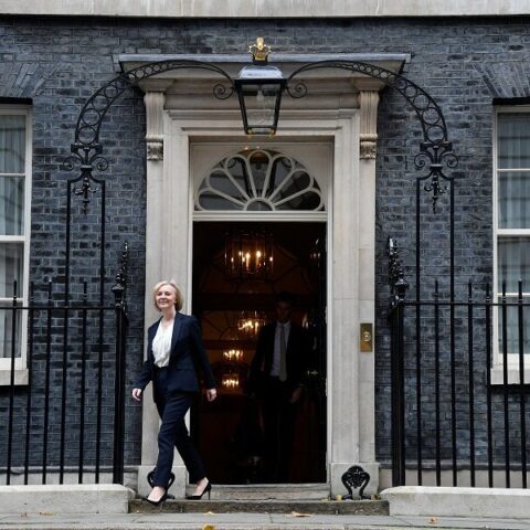 Πόλεμος ζυμώσεων εντός των Συντηρητικών – Ποιος προηγείται