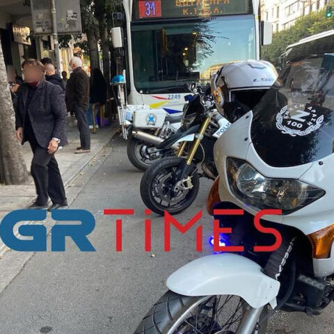Το λεωφορείο στη Θεσσαλονίκη όπου η μητέρα δέχτηκε την επίθεση από άνδρα