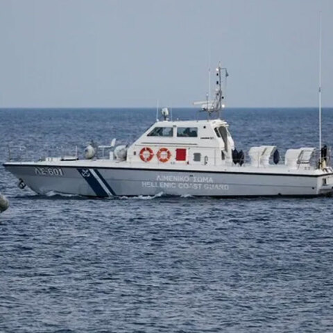 Σκάφος του Λιμενικού Σώματος σε έρευνα για αγνοούμενο άνδρα