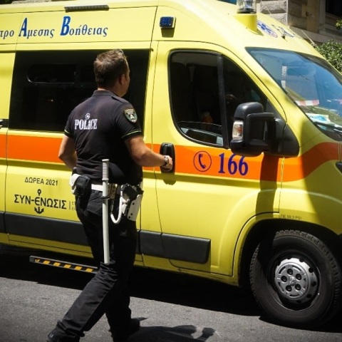 ΕΚΑΒ -Τροχαίο Κορίνθος