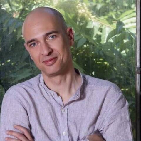 Ο νέος διευθυντής του Εθνικού Θεάτρου δηλώνει ανοιχτά ομοφυλόφιλος