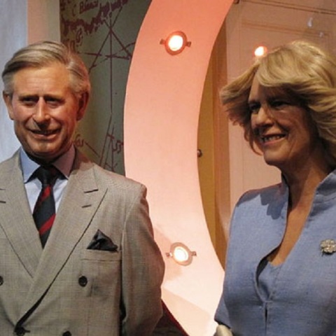 Ακτιβιστές του Just Stop Oil πέταξαν τούρτα σε ομοίωμα του βασιλιά Καρόλου στο μουσείο Μαντάμ Τισό