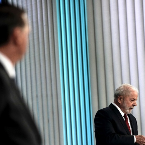 «Ψεύτη, ληστή, ανισόρροπε», «παίρνεις viagra»: Ρεσιτάλ χυδαιότητας στο ντιμπέιτ Μπολσονάρου - Λούλα