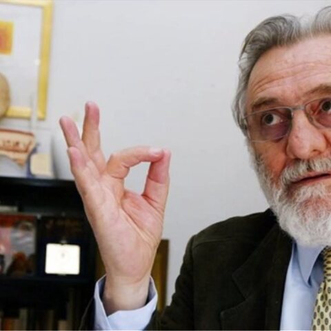 «Με θλίψη αλλά και κατάπληξη διαβάσαμε οτι τον ρόλο του Αλέξανδρου Υψηλάντη, θα υποδυθεί ο Γιώργος Ντάνος Αγγελόπουλος»