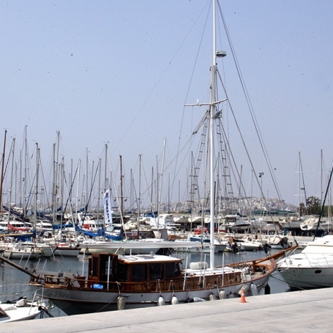 Μαρίνα Καλλιθέας