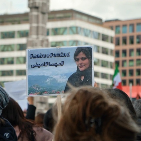  Νέες διαδηλώσεις στο Ιράν παρά τις απειλές των Φρουρών της Επανάστασης