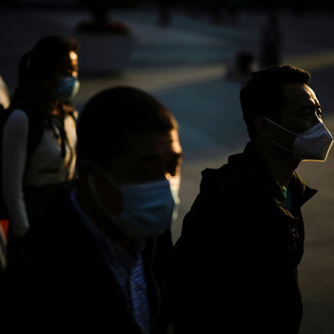 Γρίπη, RSV, COVID: Η «Τρι-δημία» απασχολεί τους ειδικούς	