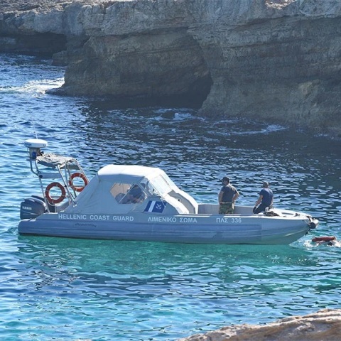 Tουλάχιστον 20 νεκροί από το ναυάγιο στο Στενό Καφηρέα	