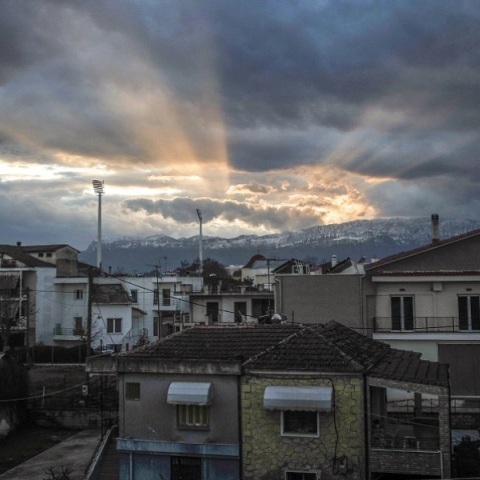 Καιρός: Χωρίστηκε στα δύο η χώρα τον Οκτώβριο