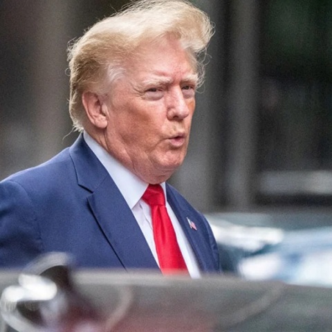 Ο Τραμπ ίσως ανακοινώσει την υποψήφιότητα του για την προεδρία των ΗΠΑ μετά τις ενδιάμεσες εκλογές