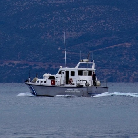 Δύο συλλήψεις αλλοδαπών για το ναυάγιο στο στενό Καφηρέα