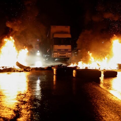 Βραζιλία: Οξυμένη παραμένει η ένταση στη χώρα μετά την ήττα του Μπολσονάρου	