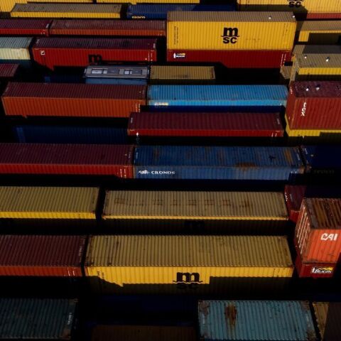 Maersk: «Μαύρα σύννεφα» στο παγκόσμιο εμπόριο λόγω ενεργειακής κρίσης και Ουκρανίας