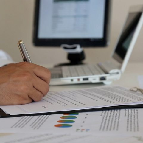 Μισθοί στην Ελλάδα