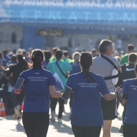 Σε εξέλιξη ο 39ος Μαραθώνιος της Αθήνας: Ποιοι δρόμοι είναι κλειστοί