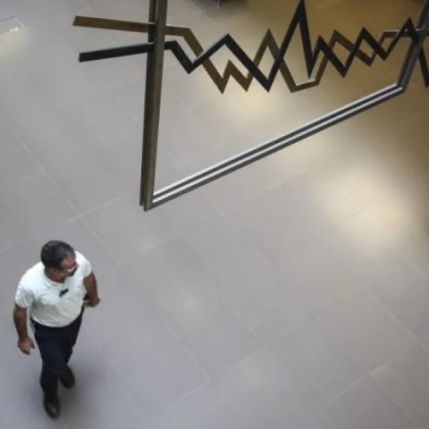 Ισχυρή «άμυνα» παίζει το Χρηματιστήριο Αθηνών - Οι επιδόσεις σε διεθνές επίπεδο
