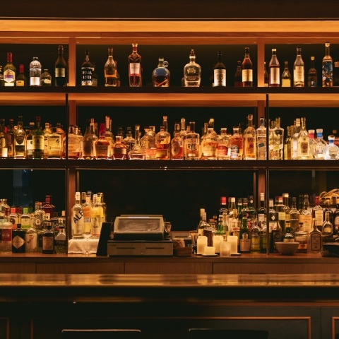 Παμπ και εστιατόρια μειώνουν το ωράριο λειτουργίας τους στη Βρετανία λόγω ενεργειακής κρίσης