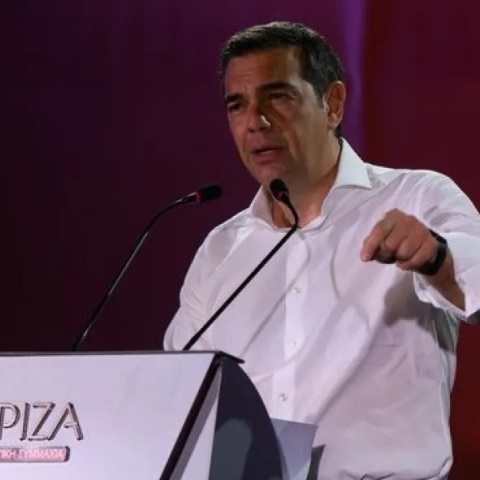 Νέα επίκαιρη ερώτηση Τσίπρα προς Μητσοτάκη για τις παρακολουθήσεις