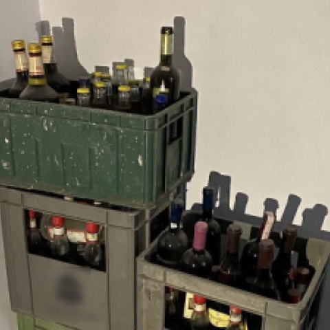 Έφοδος της ΕΛΑΣ σε εγκαταλελειμμένο κτίριο στα Εξάρχεια	