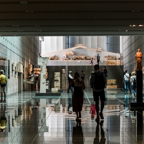 Επισκέπτες στο Μουσείο της Ακρόπολης