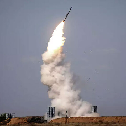 Εκτόξευση αντιαεροπορικού πυραύλου από σύστημα S-300