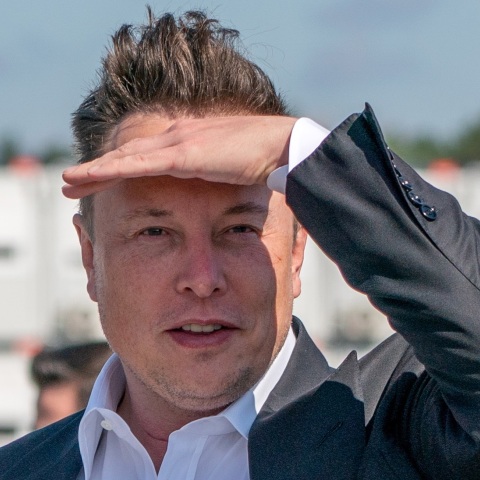 Εξαγορά του Twitter από τον Έλον Μασκ: Εντείνονται οι εικασίες για επικείμενη κατάρρευση της πλατφόρμας - Εκατοντάδες εργαζόμενοι φέρονται να αποχωρούν.