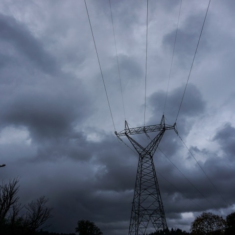 Βροχές και τοπικές καταιγίδες αύριο, κυρίως στα δυτικά και βόρεια, που βαθμιαία θα ενταθούν