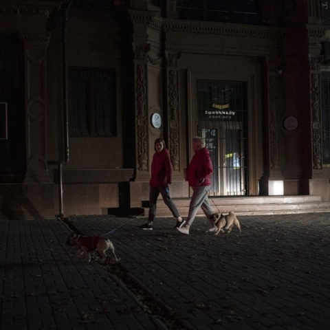 «Φορτίστε τα πάντα» – Η Ουκρανία αντιμέτωπη με μπλακ άουτ διαρκείας