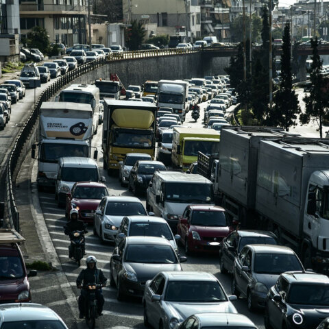 Αυξημένη η κίνηση στον Κηφισό με μποτιλιάρισμα σε τμήματά του