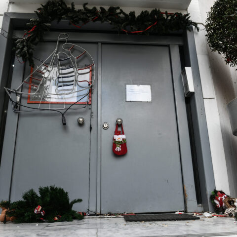 Εφόδους στις δομές της «Κιβωτού του Κόσμου» σε Πωγωνιανή και Καλαμάτα διενεργεί η οικονομική αστυνομία με ελέγχους σε λογαριασμούς και θυρίδες.