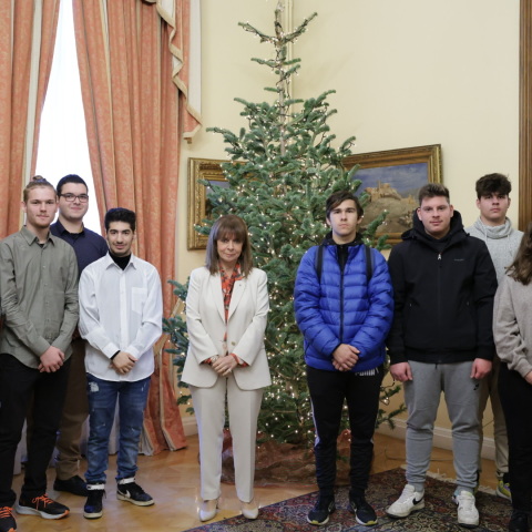 Η ΠτΔ υποδέχεται κωφούς συμπολίτες μας στο Προεδρικό Μέγαρο