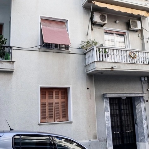 Στα δικαστήρια ο δολοφόνος της 19χρονης στον Πειραιά