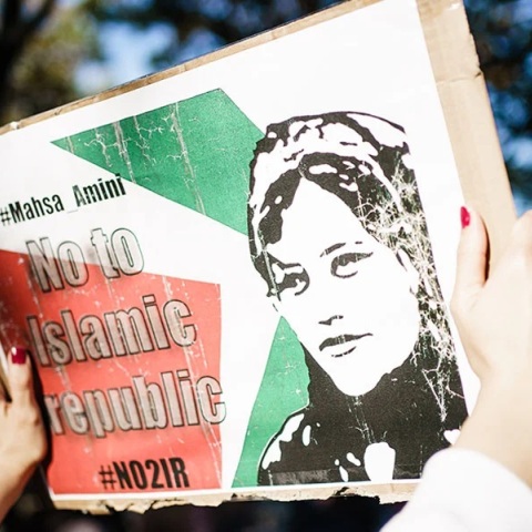 Ο συντηρητικός Τύπος του Ιράν αγνόησε την ιστορική κατάργηση της αστυνομίας ηθών