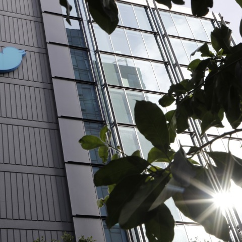 Έλον Μασκ: «Πέταξε» εκτός Twitter εργαζομένους χωρίς αποζημίωση - «Απολυθήκαμε επειδή είμαστε συνδικάτο»