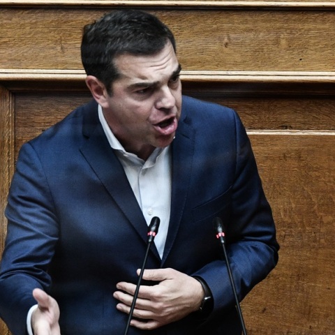 Τσίπρας σε Μητσοτάκη: Αν όλοι είναι συκοφάντες αποχαρακτηρίστε το απόρρητο