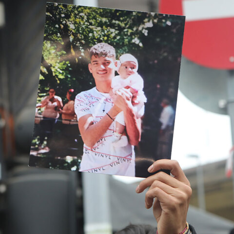 Ο 16χρονος Ρομά στη Θεσσαλονίκη τον οποίο πυροβόλησε ο αστυνομικός στην καταδίωξη