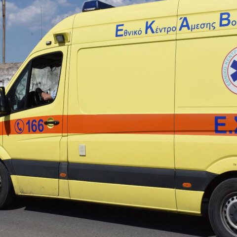 87χρονος στη Θεσσαλονίκη βρέθηκε απανθρακωμένος στην αυλή του σπιτιού του