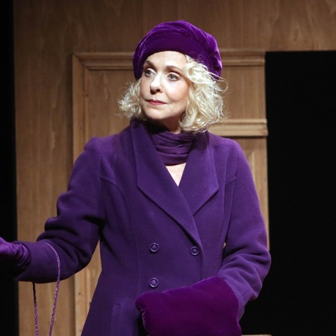 Ναταλία Τσαλίκη: Με ενοχλεί η ταμπέλα «η σύζυγος του Γιάννη Μπέζου» (βίντεο)