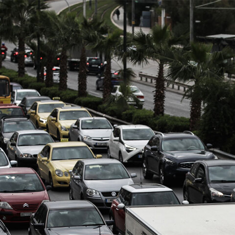 Κίνηση στους δρόμους της Αθήνας
