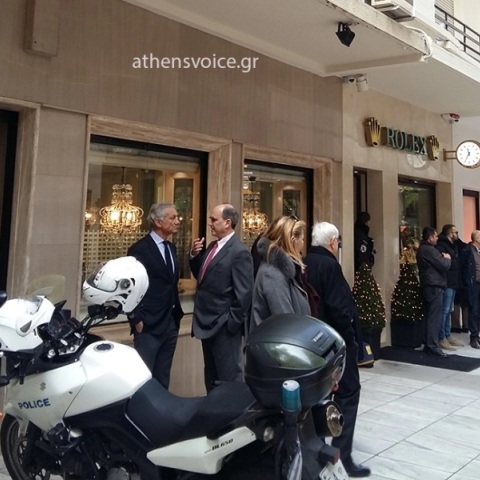 Ληστεία Ρόλεξ: Οι ενδείξεις για τους «Ροζ Πανθηρες» - Πού στρέφονται οι έρευνες 